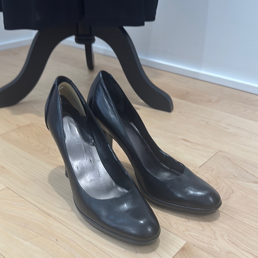 Nine West Elegant Black Women's Pumps